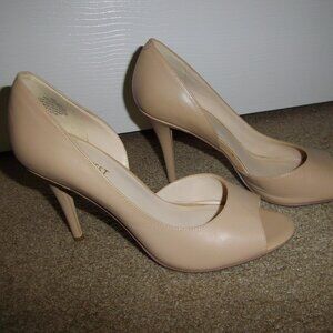 Nine West Dorey Nude Leather Pumps Peep Toe Heels sz 8M